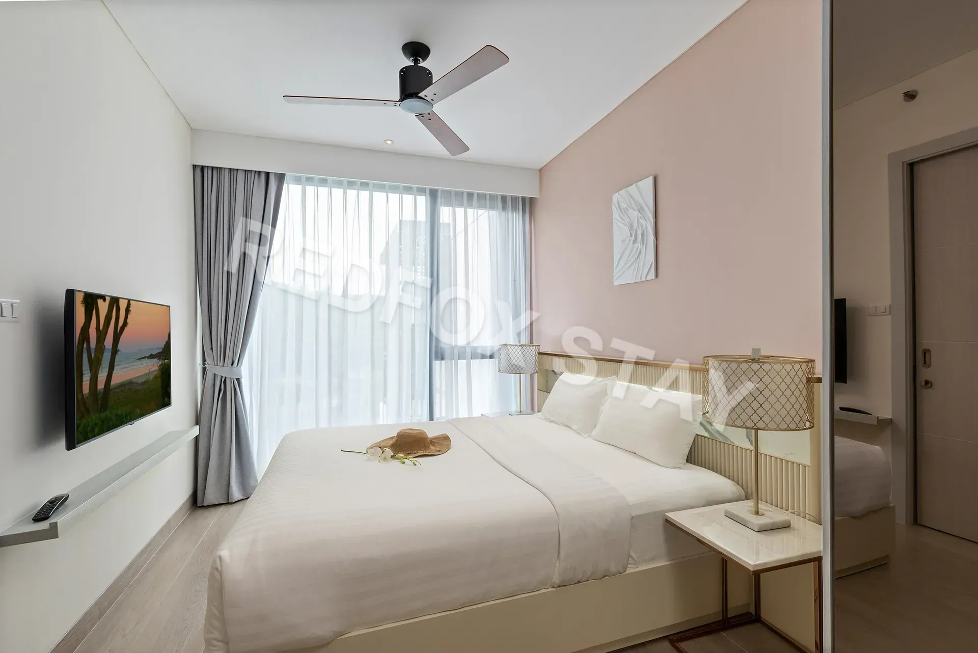 Грис - квартира с 1 спальней в Cassia Residences, сторона моря, вид на озеро Sabai House